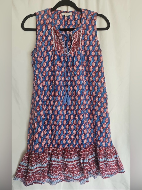 beachlunchlounge Dresses & Skirts - BeachLunchLounge Blue & red paisley print maxi dress with tassel detail, size M